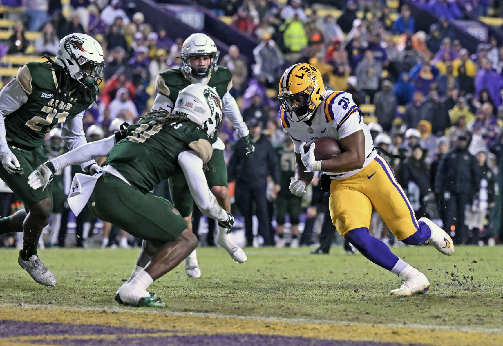 BR.lsuuab.112022 HS 290 copy.jpg